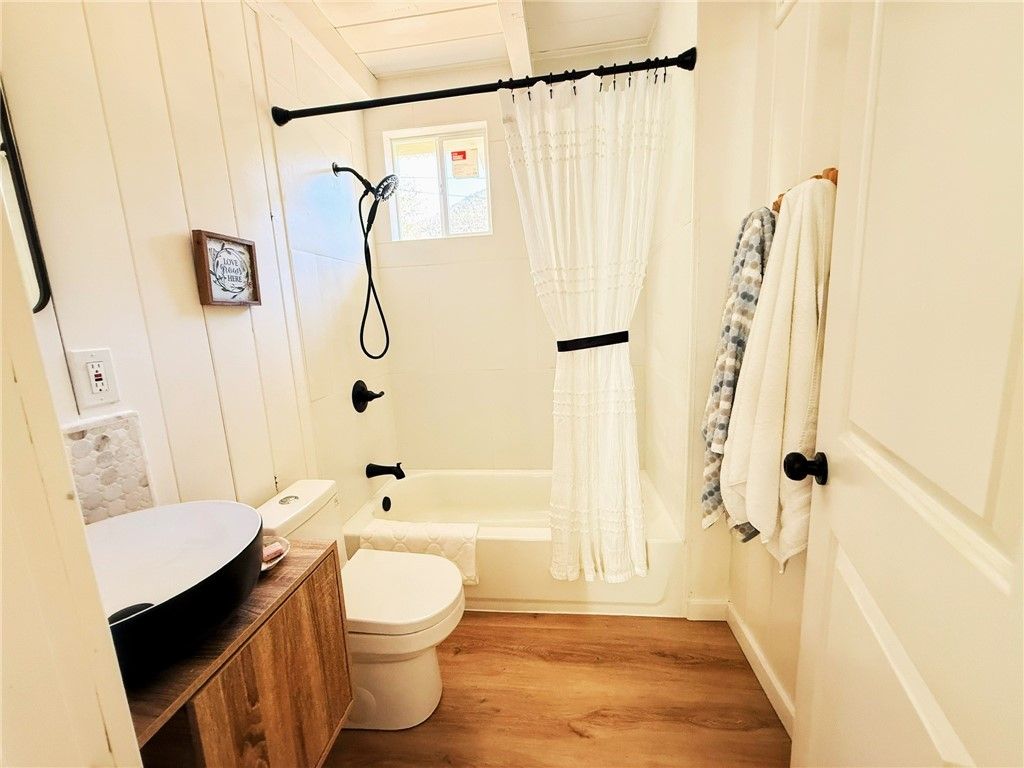 Bathroom, Interior, Wood Texture Flooring
