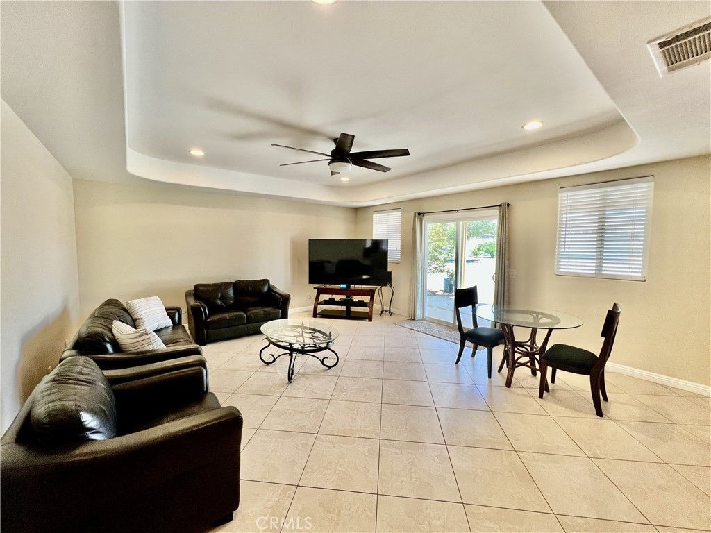 Dining room, Interior, Living room, Recessed Lighting