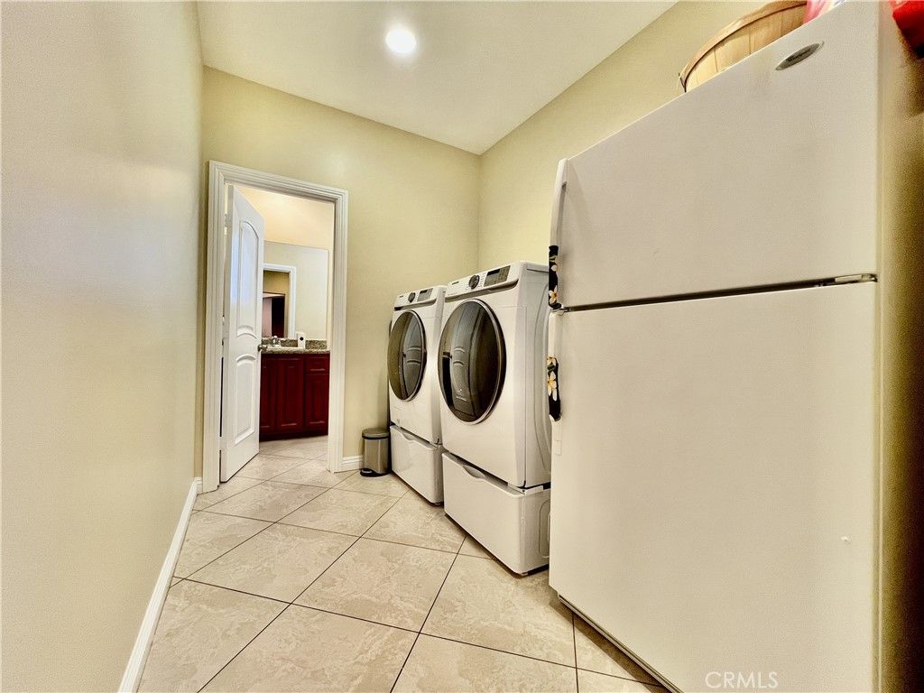 Interior, Recessed Lighting, Washer