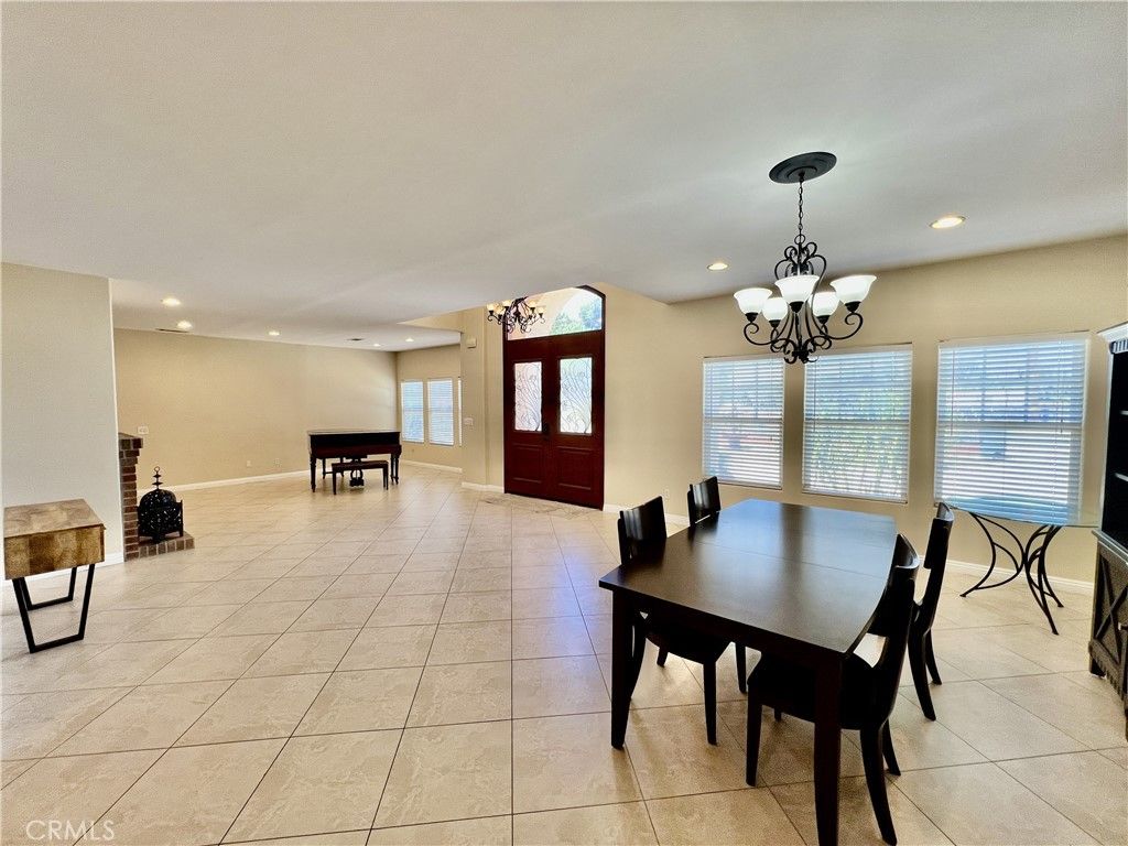 Chandelier, Dining room, Interior, Recessed Lighting