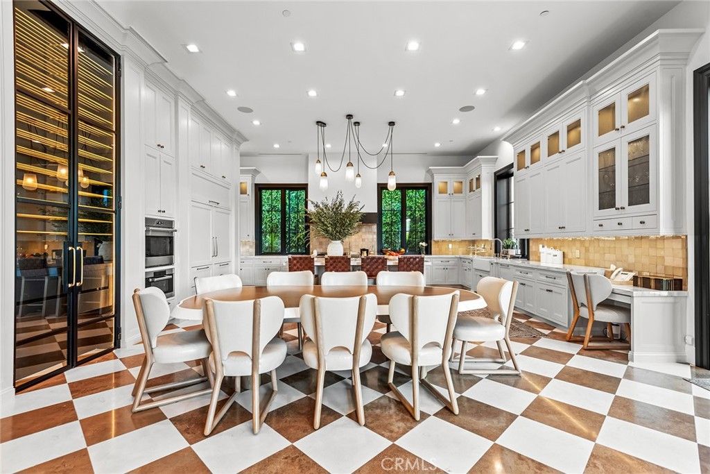 Dining room, Interior, Kitchen, Pendant Lights, Recessed Lighting