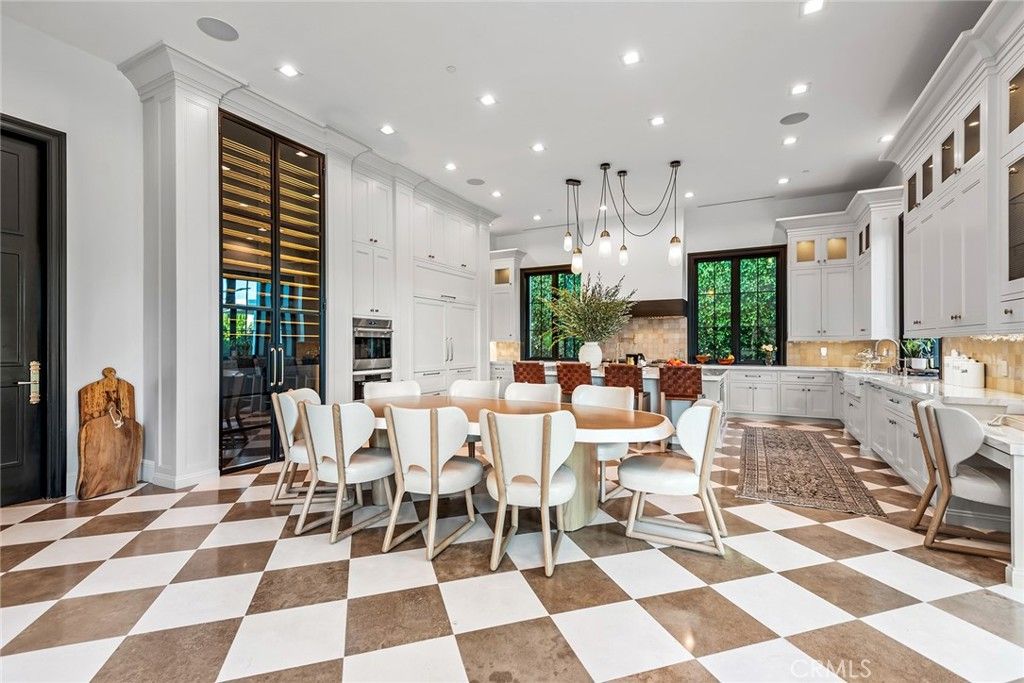 Dining room, Interior, Kitchen, Pendant Lights, Recessed Lighting