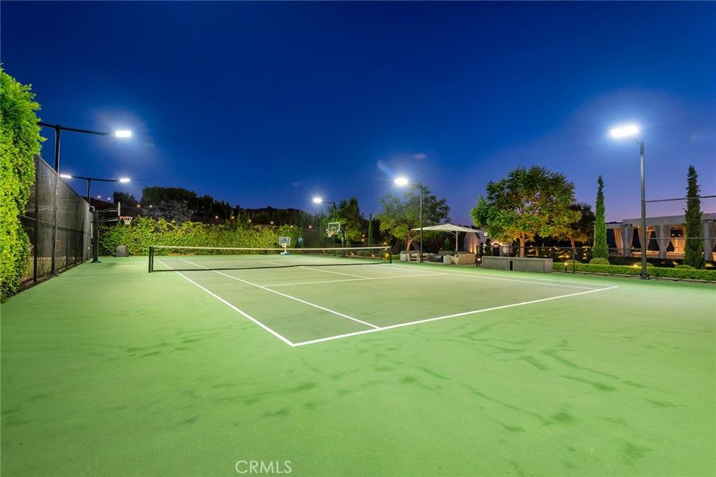 Exterior, Tennis Courts