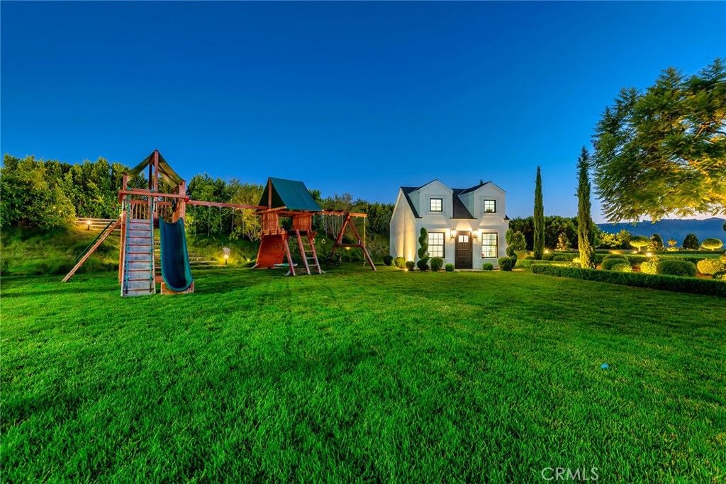 Backyard, Exterior, Playground