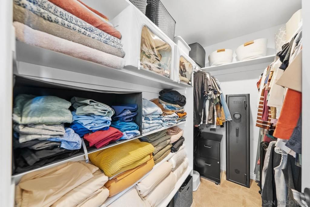 Interior, Walk-in Closets