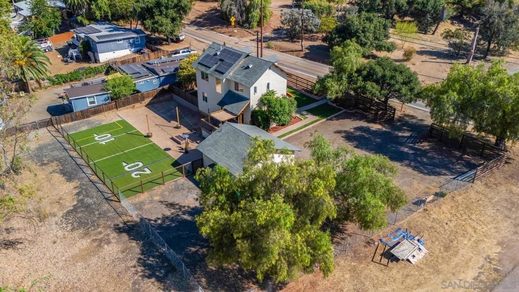 Exterior, Drone