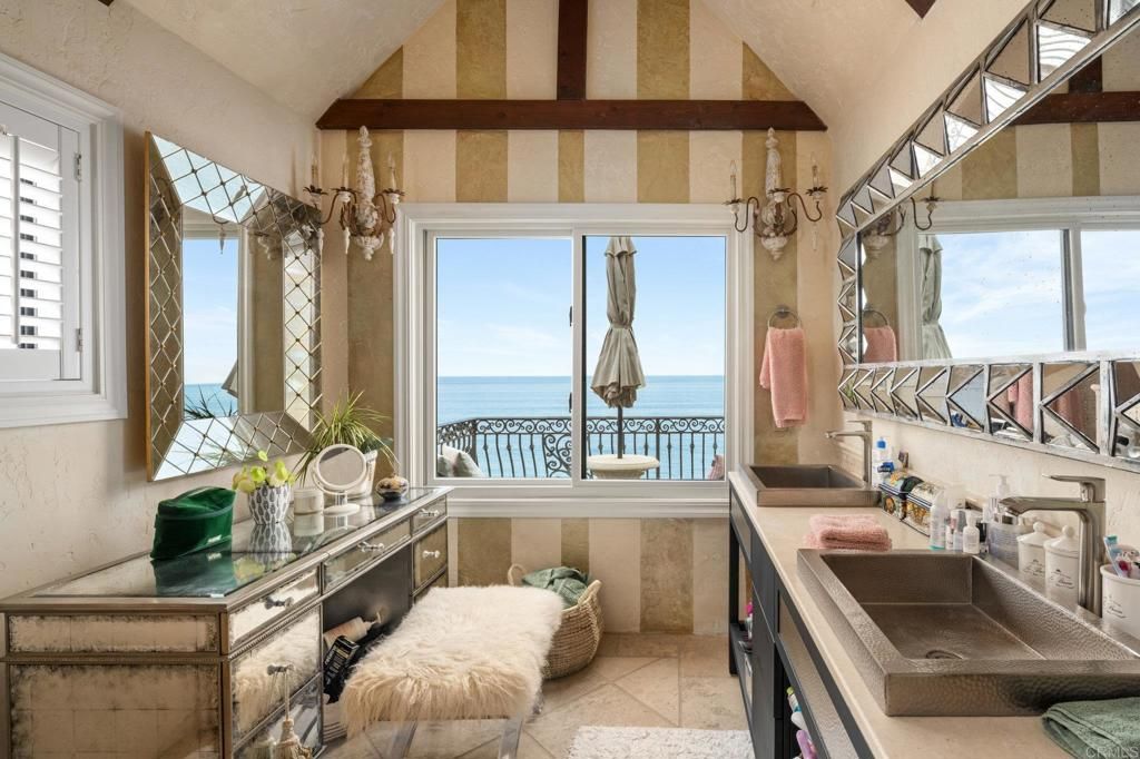 Bathroom, Interior, Water