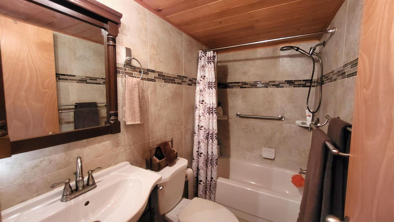 Bathroom, Interior, Wooden Ceilings