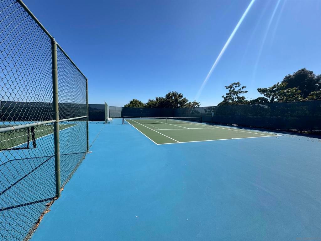 Exterior, Tennis Courts