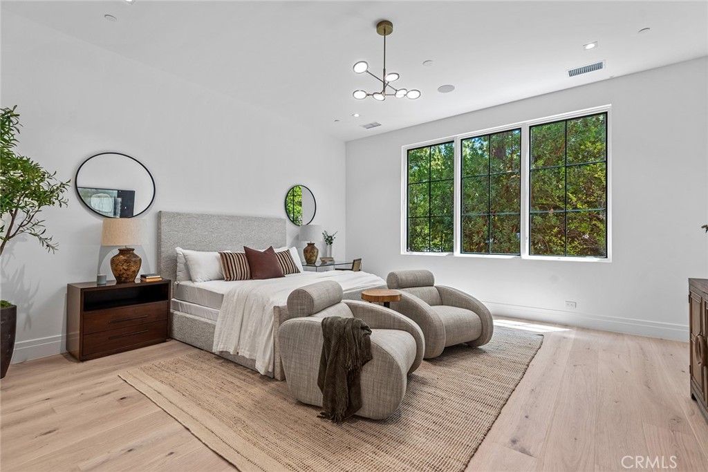 Bedroom, Interior, Pendant Lights, Recessed Lighting, Wood Texture Flooring