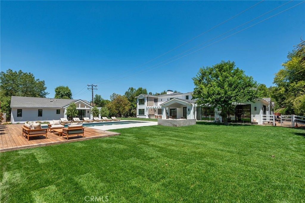 Backyard, Exterior, Pool