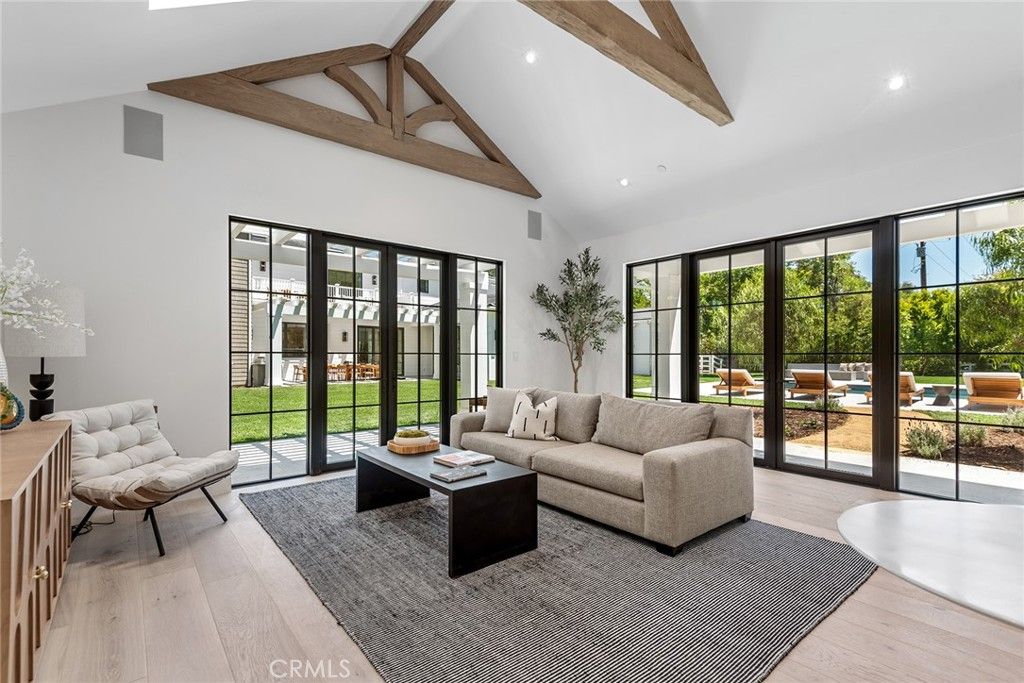 Interior, Living room, Recessed Lighting, Wooden Beams, Wood Texture Flooring