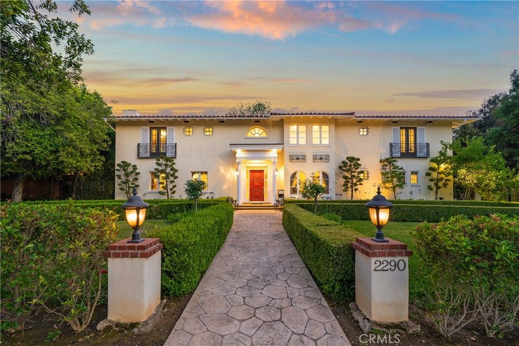 Backyard, Exterior, Facade, Spanish Mediterranean
