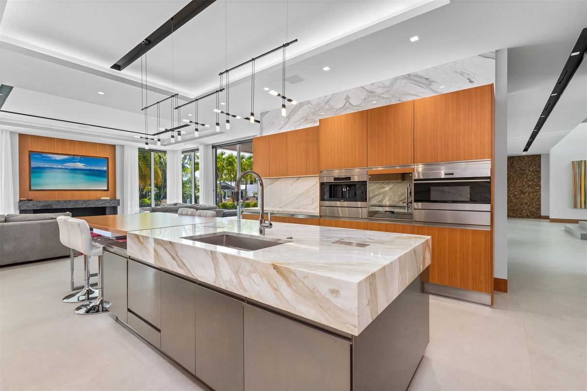 Interior, Kitchen, Pendant Lights, Recessed Lighting, Stainless Steel Appliances