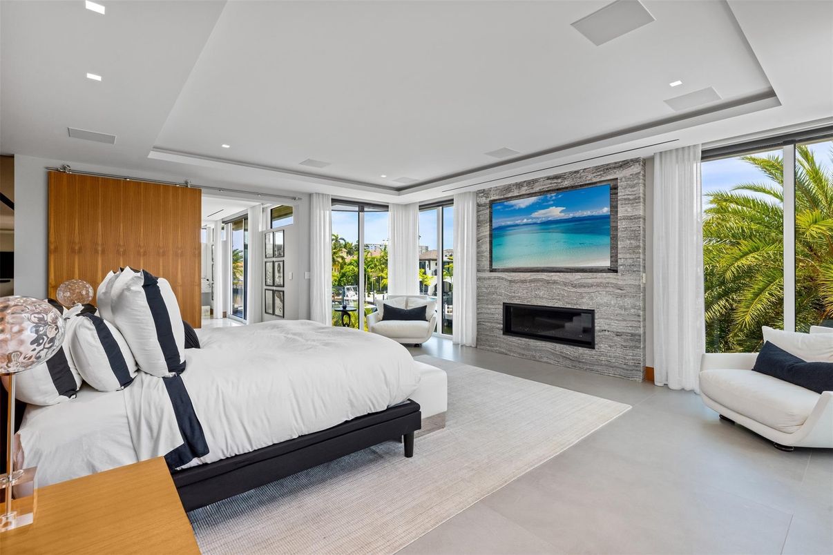 Bedroom, Fireplace, Interior, Recessed Lighting