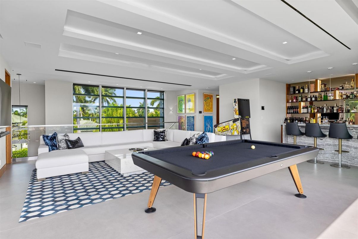 Billiard Table, Game Room, Interior, Living room, Recessed Lighting