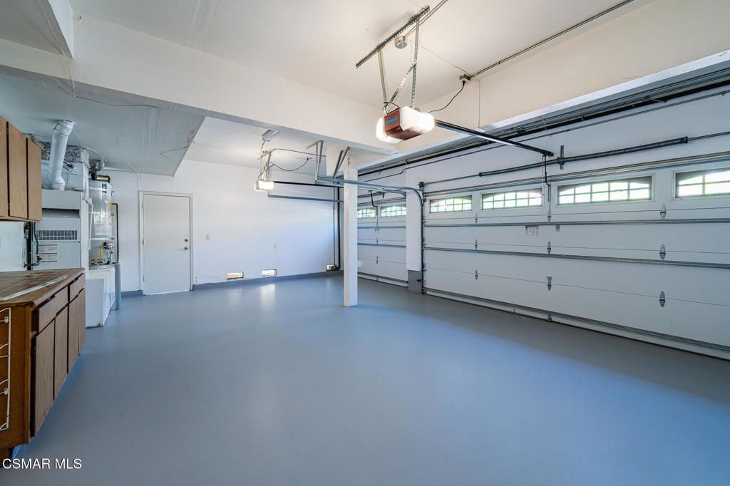 Garage, Interior