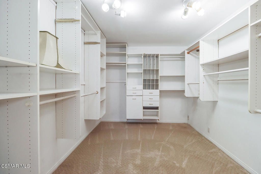 Interior, Walk-in Closets