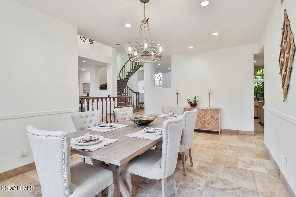 Chandelier, Dining room, Interior, Pendant Lights, Recessed Lighting