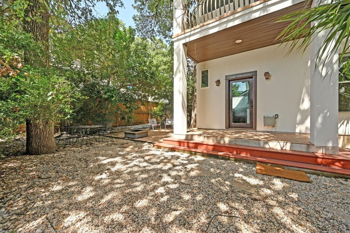 Backyard, Exterior