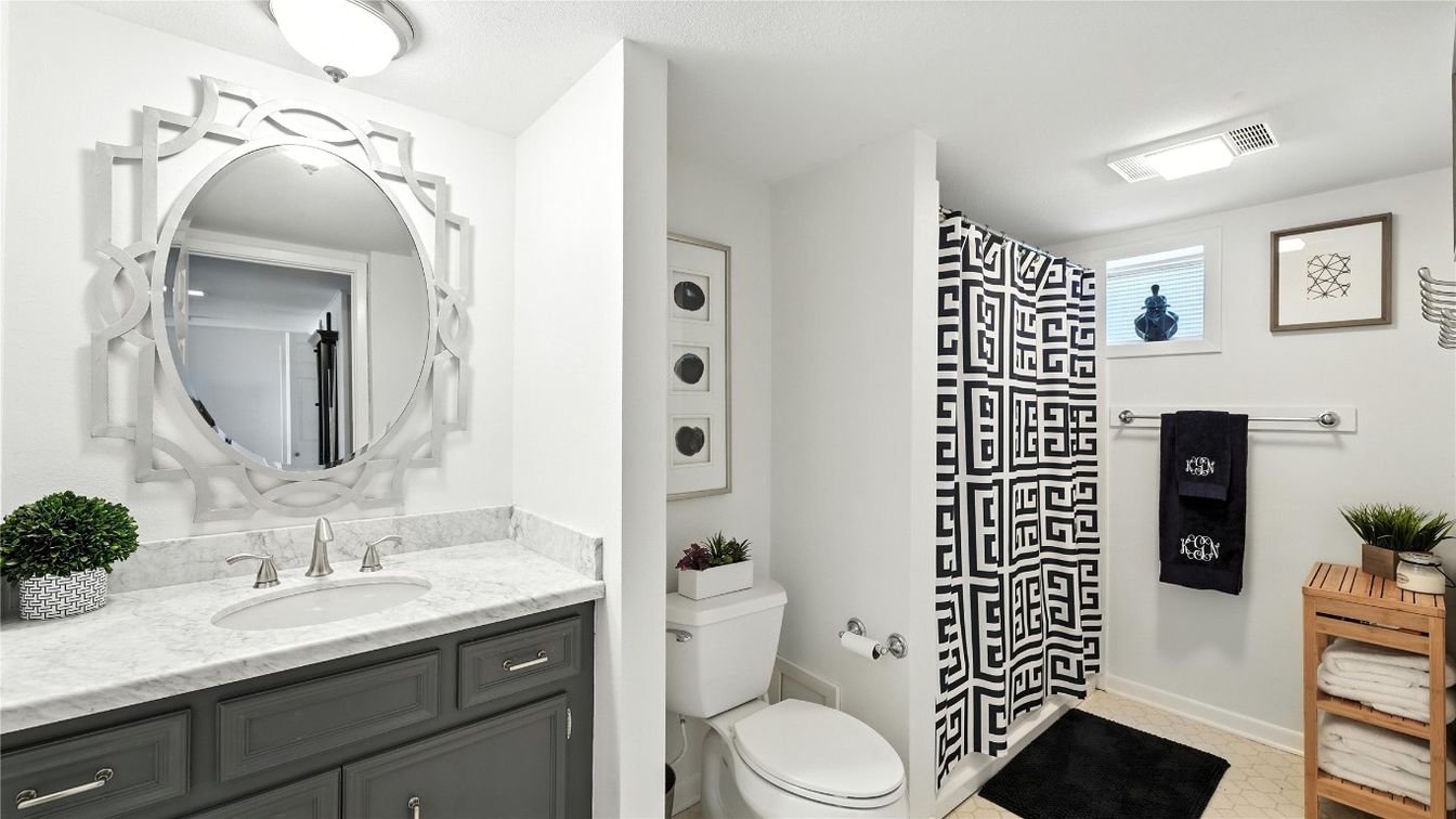 Bathroom, Interior