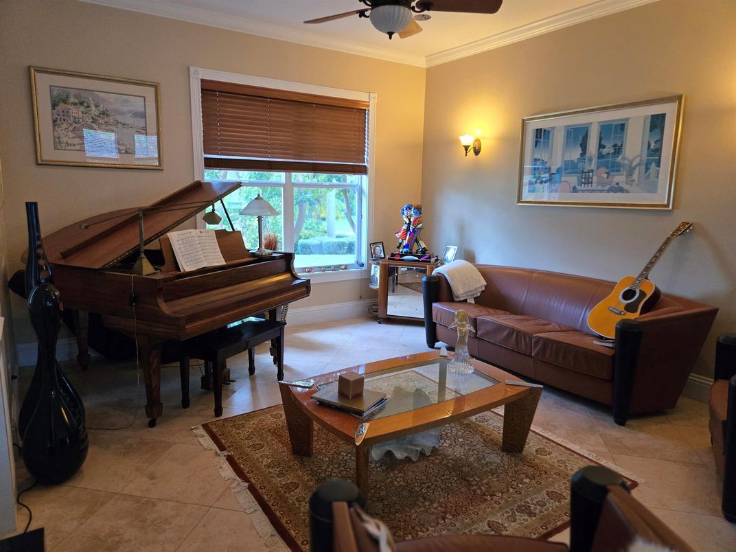 Interior, Living room, Piano