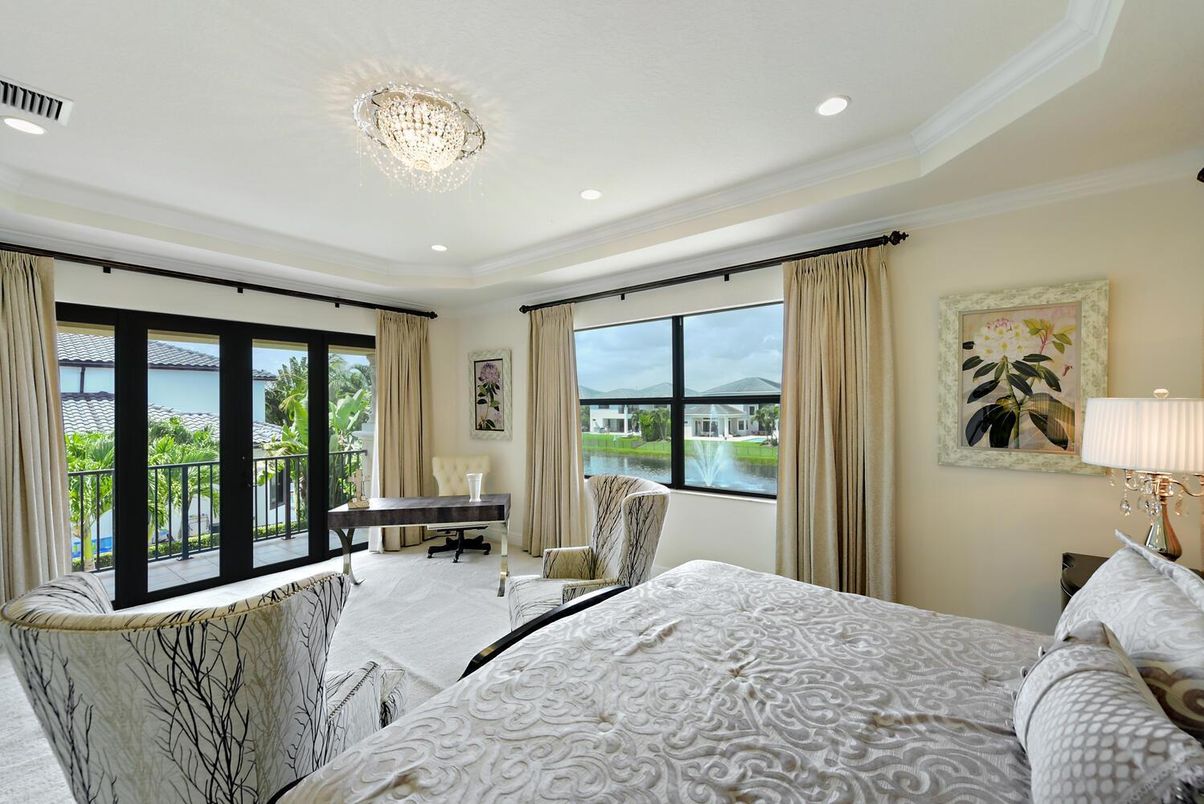 Bedroom, Interior, Recessed Lighting, Water