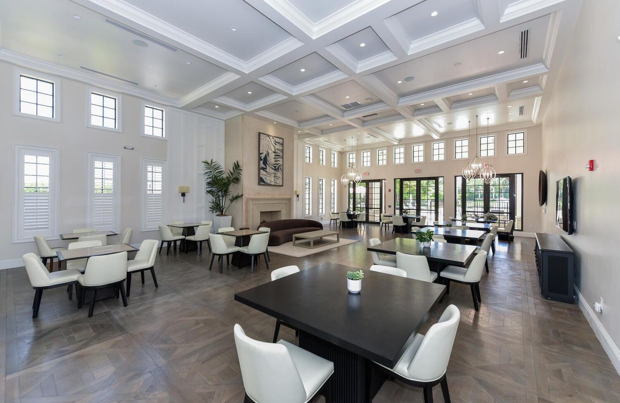 Chandelier, Dining room, Fireplace, Interior, Recessed Lighting, Wood Texture Flooring