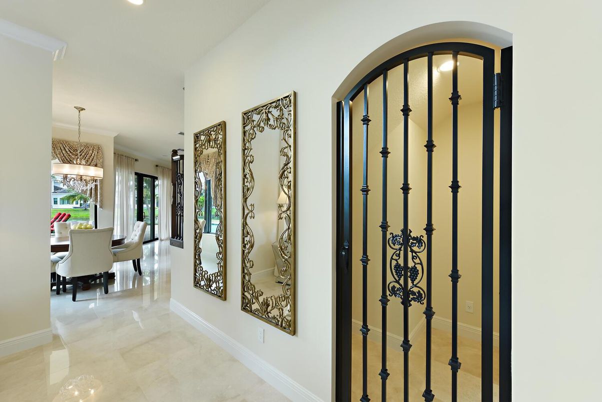Chandelier, Dining room, Interior, Pendant Lights, Recessed Lighting