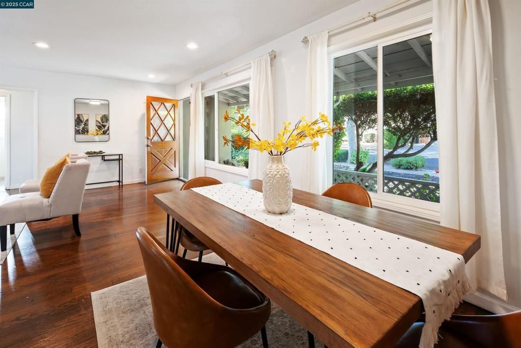 Dining room, Interior, Recessed Lighting, Wood Texture Flooring