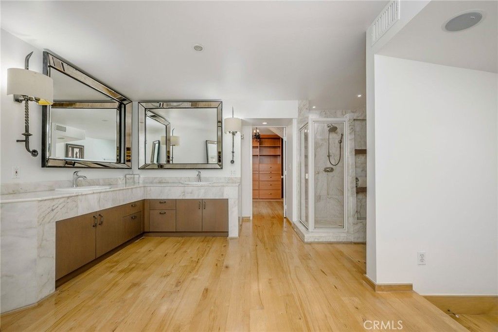Bathroom, Dual Sink Vanities, Interior, Recessed Lighting, Wood Texture Flooring