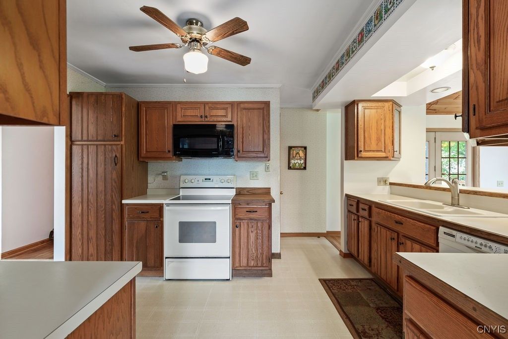 Interior, Kitchen, Stainless Steel Appliances