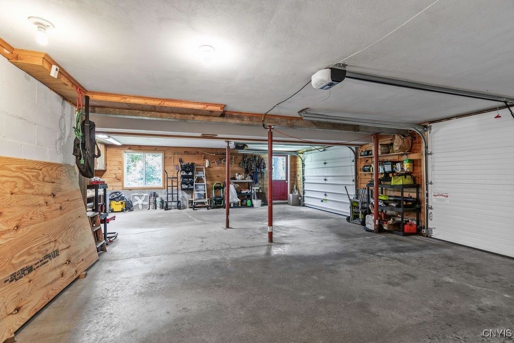 Garage, Interior