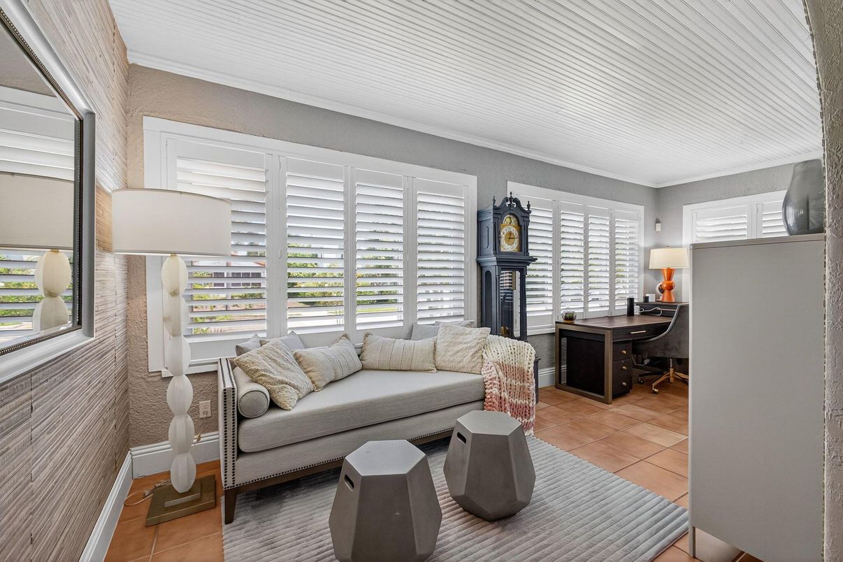 Home Office, Interior, Living room