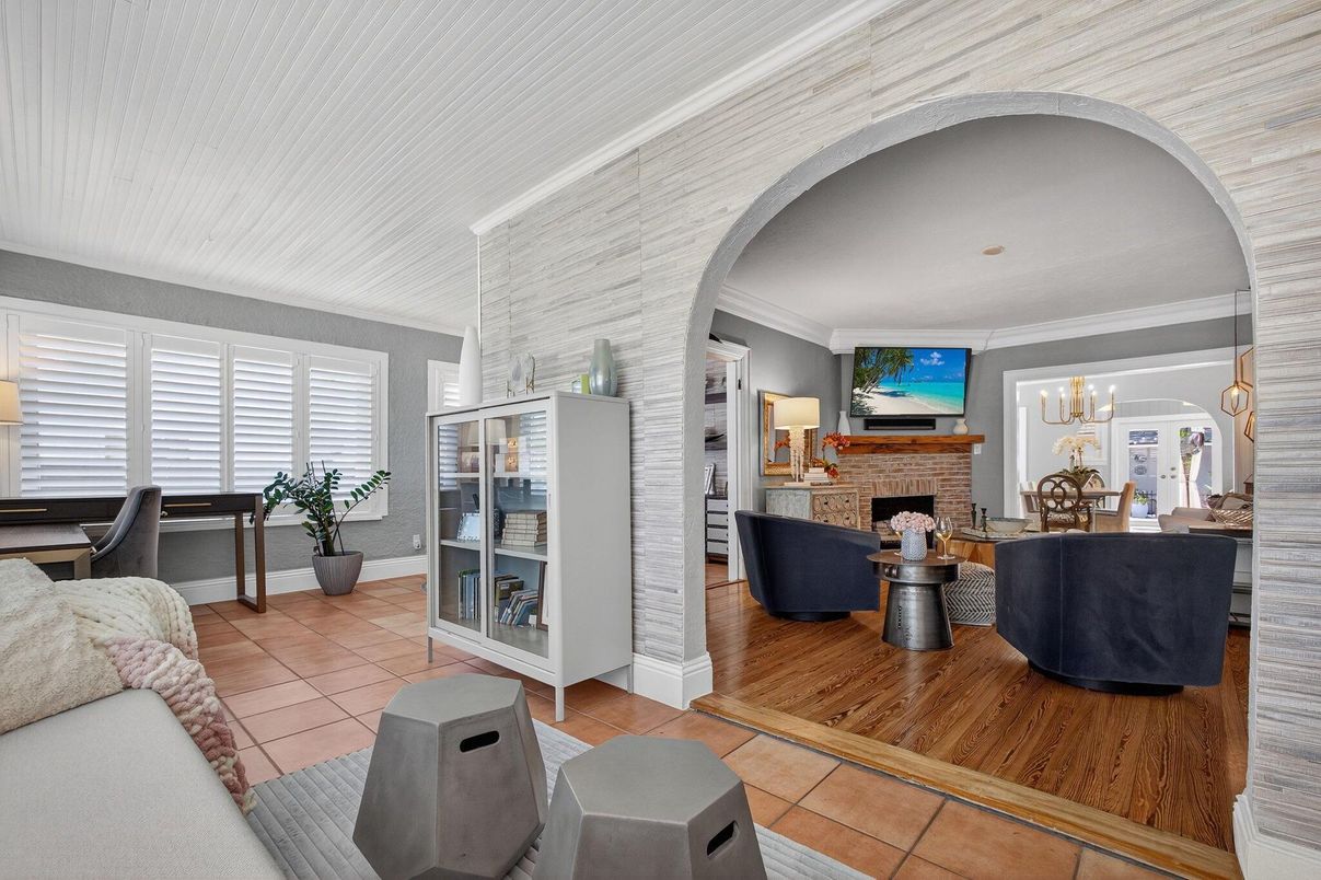 Dining room, Fireplace, Interior, Living room, Pendant Lights, Wood Texture Flooring