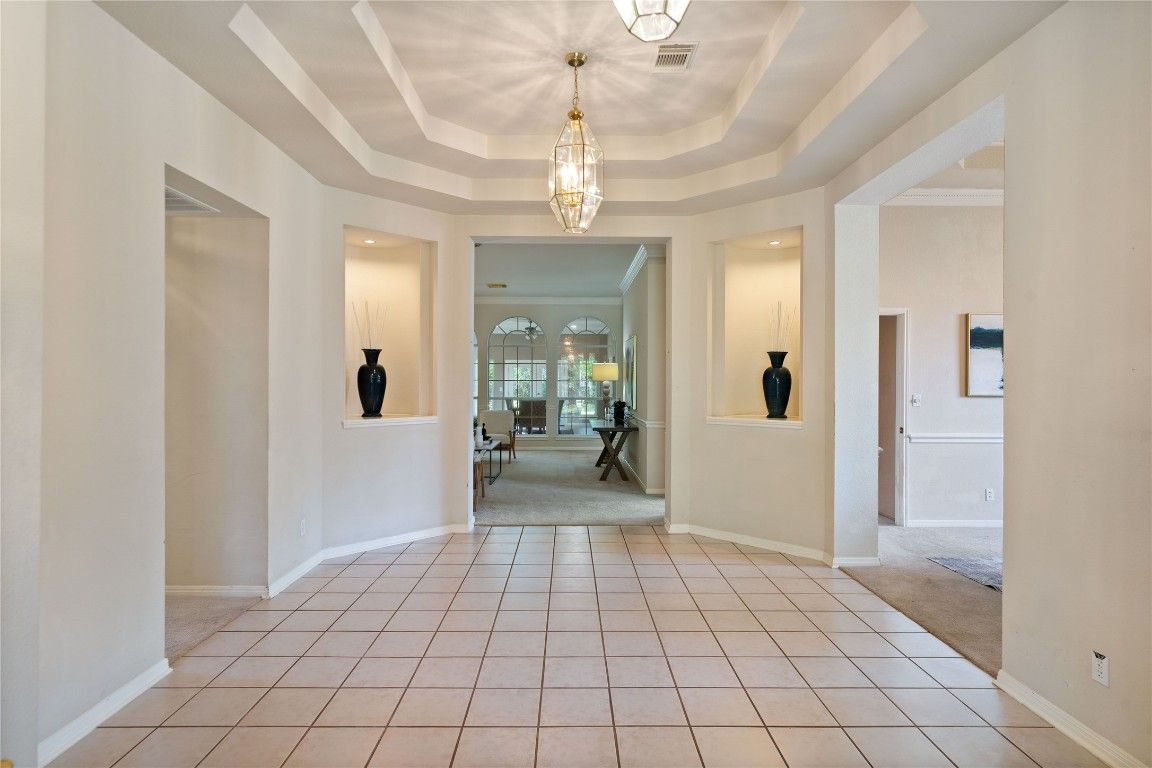 Dining room, Interior, Recessed Lighting