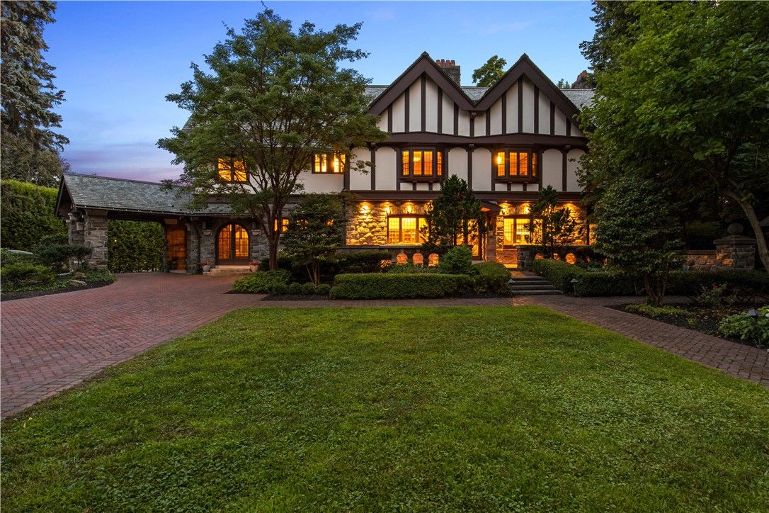 Backyard, Exterior, Facade, Tudor Revival