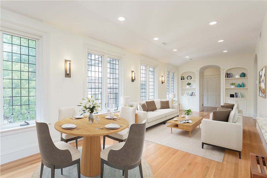 Dining room, Interior, Living room, Recessed Lighting, Wood Texture Flooring