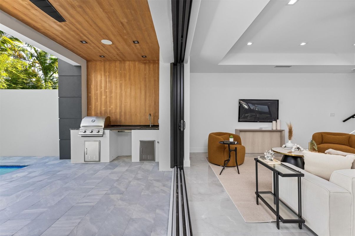 Interior, Living room, Recessed Lighting, Wooden Ceilings, Wooden Walls