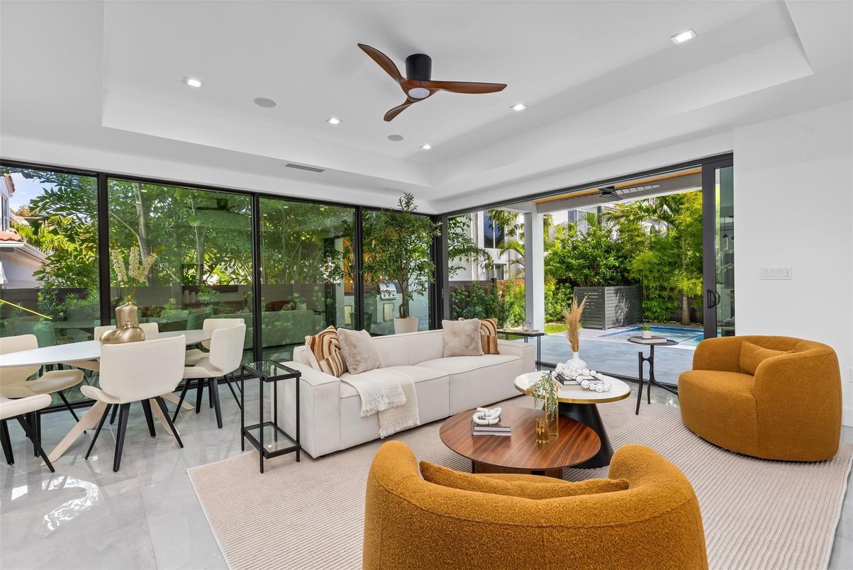 Dining room, Interior, Living room, Recessed Lighting