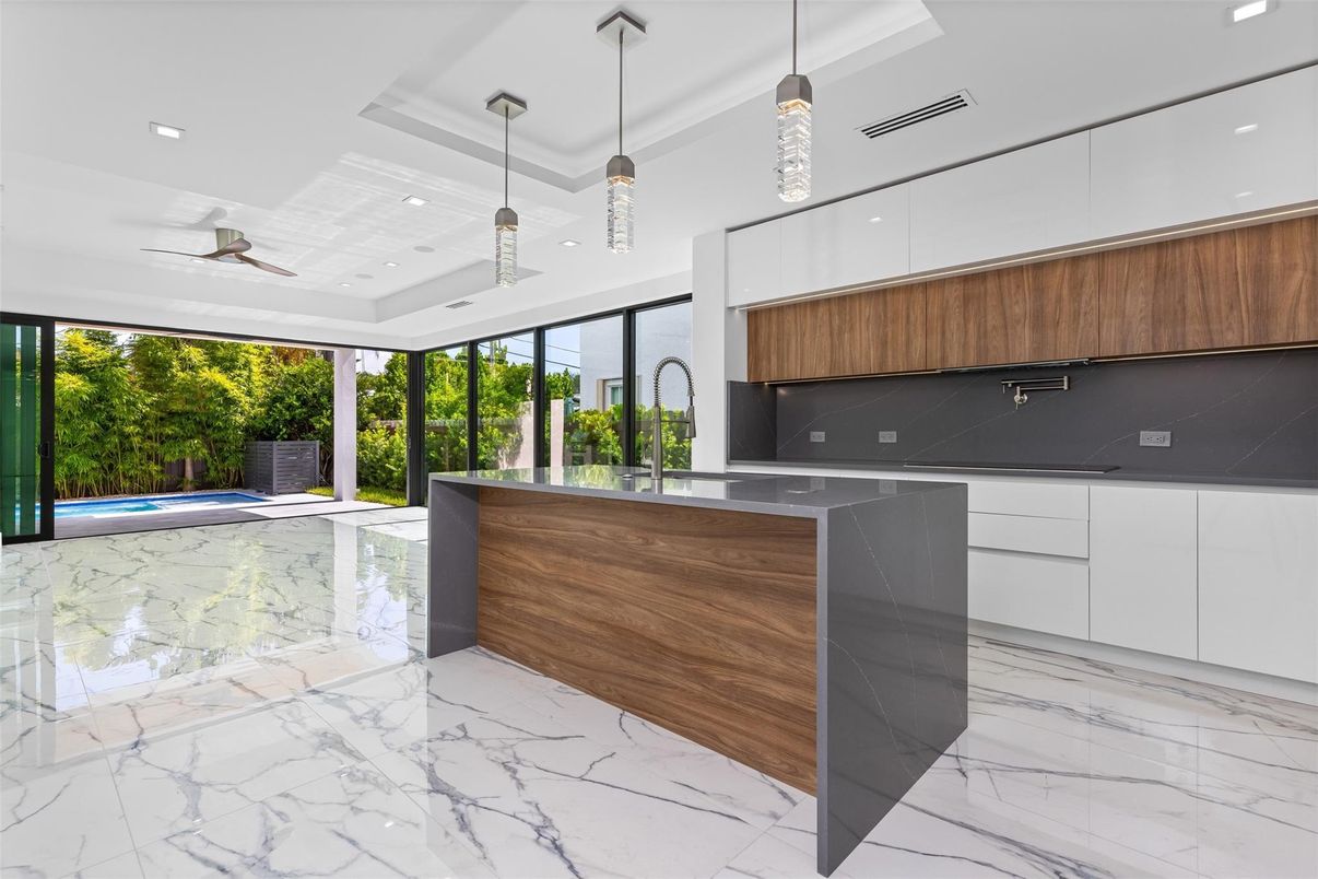 Interior, Kitchen, Marble, Pendant Lights, Recessed Lighting