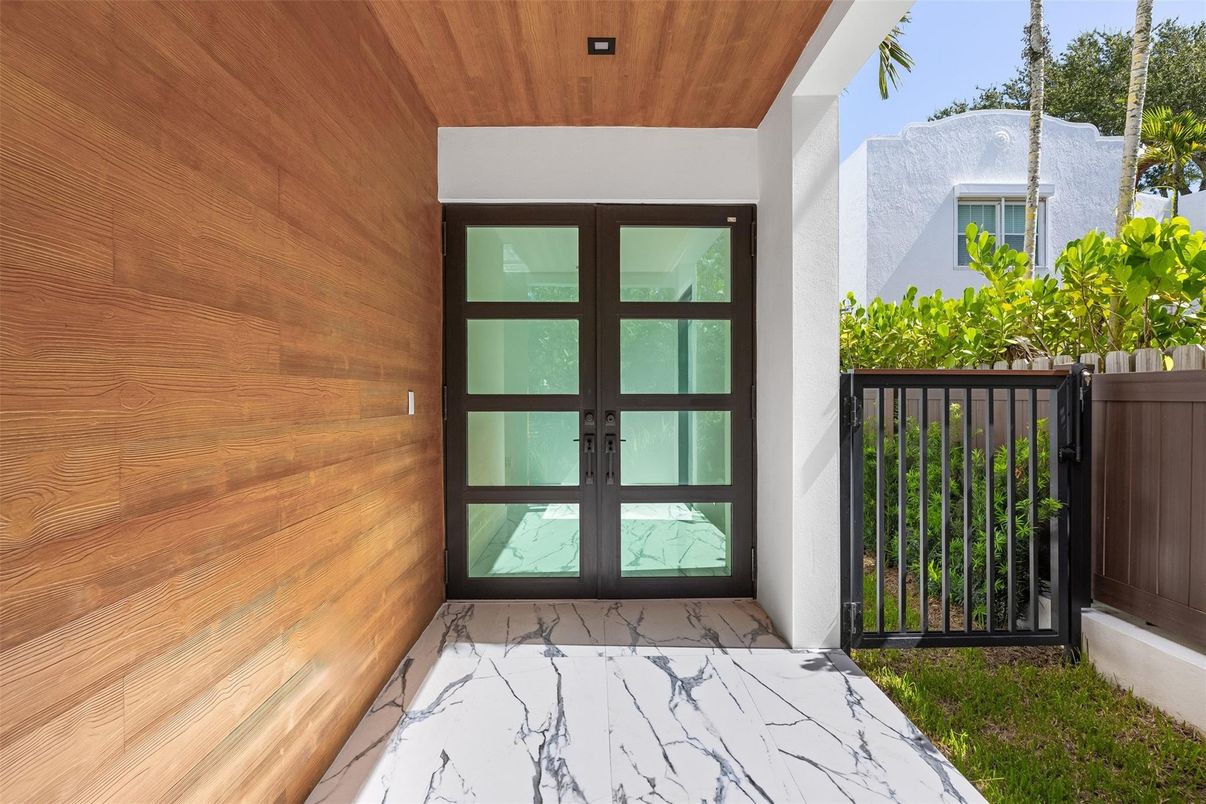 Exterior, Marble