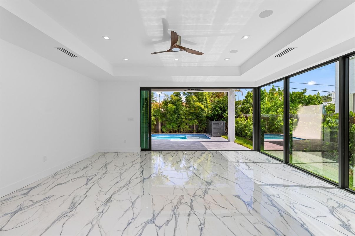 Empty room, Interior, Marble, Recessed Lighting