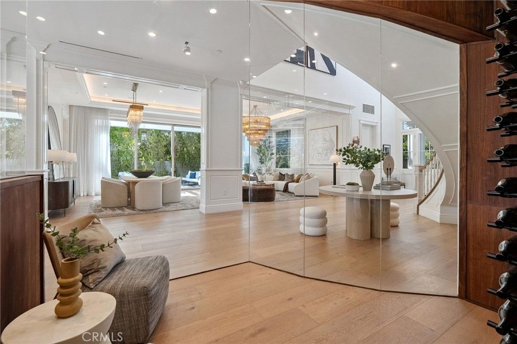 Chandelier, Interior, Living room, Pendant Lights, Recessed Lighting, Wood Texture Flooring