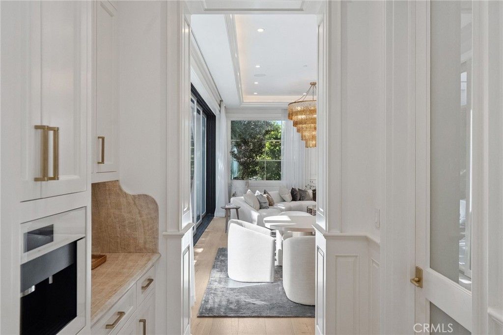 Chandelier, Interior, Living room, Recessed Lighting