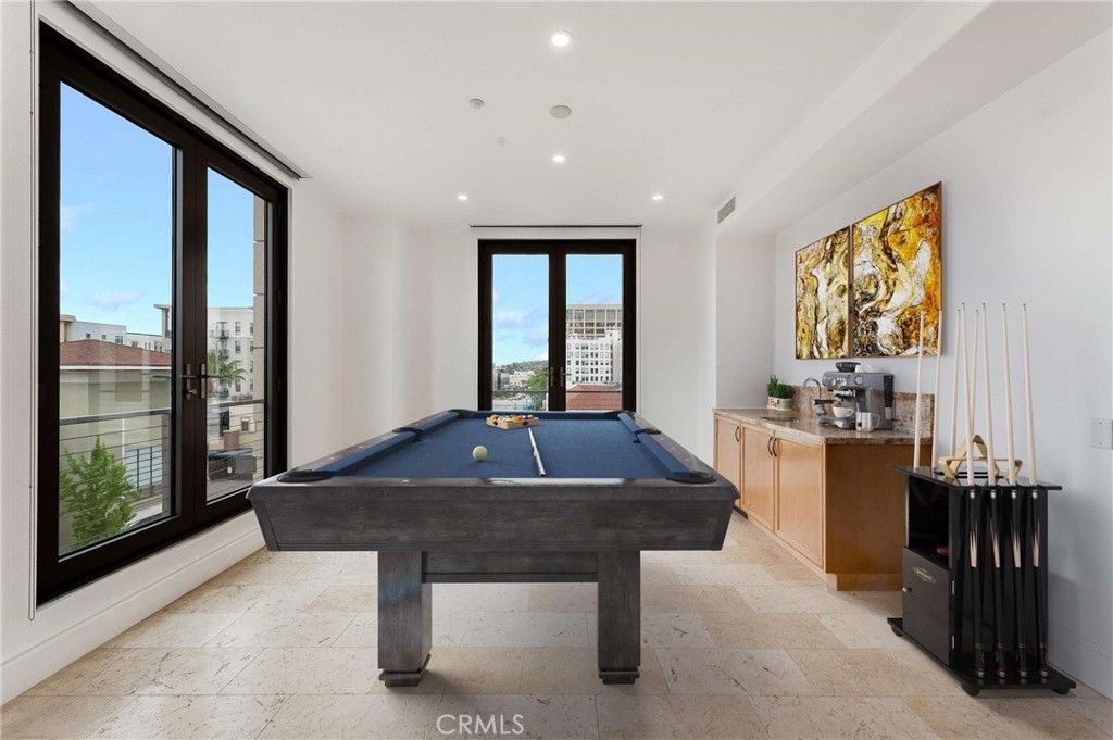 Billiard Table, Game Room, Interior, Recessed Lighting