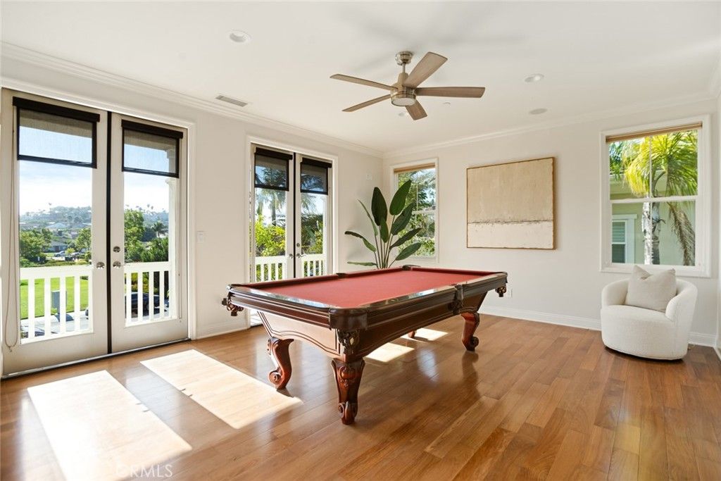 Billiard Table, Game Room, Interior, Recessed Lighting, Wood Texture Flooring