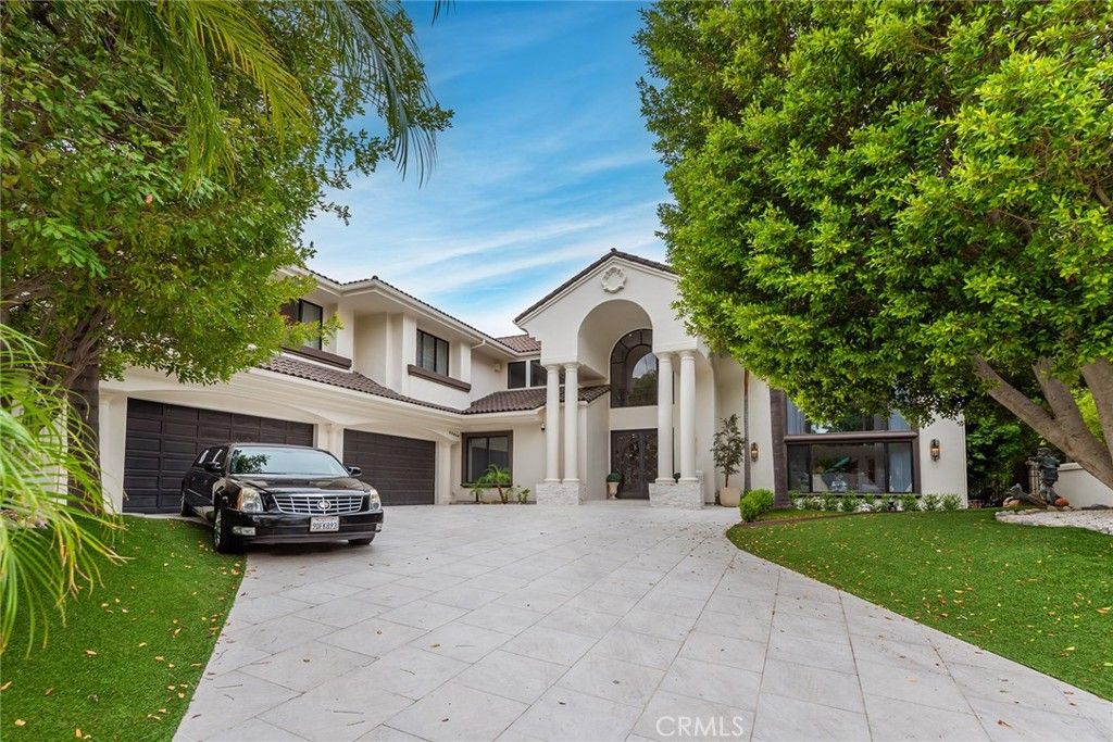 Attached, Backyard, Exterior, Facade, Mediterranean