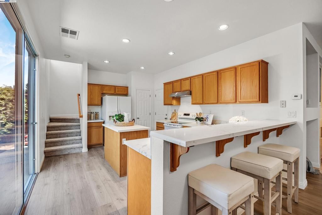 Interior, Kitchen, Recessed Lighting, Wood Texture Flooring