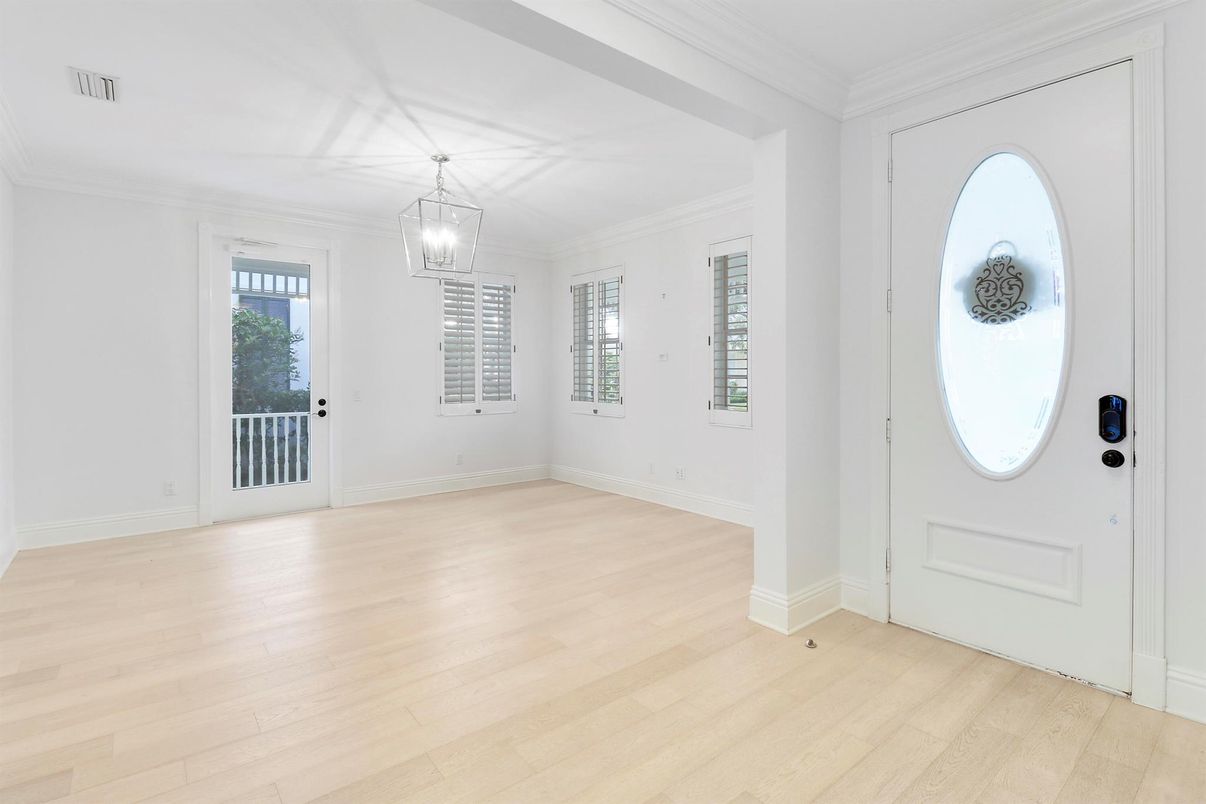 Empty room, Interior, Pendant Lights, Wood Texture Flooring